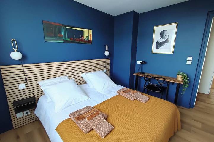 Appartement entier, Appartement hyper centre avec vue sur la ville in Brest, Région de Brest