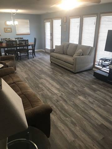 Vacation House for 8 Guests in Lake of the Ozarks, Ozark Mountains, Picture 4