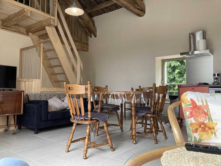 Gîte pour 4 personnes, avec terrasse à Saint-Pierre-de-Trivisy