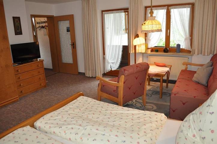Ganze Ferienwohnung, Wohnung Hornbahn - Südbalkon in Bad Hindelang, Bayerisch Schwaben