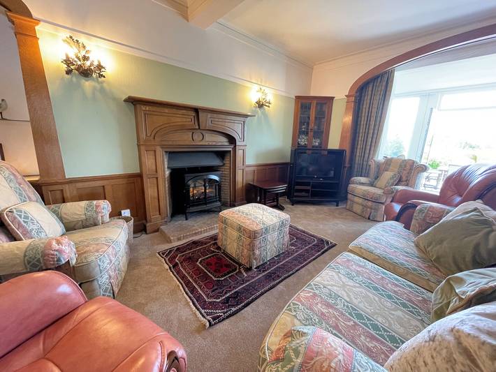 Beautiful 4Br Period Home With Spectacular Views - Pass the Keys in Dumfries und Galloway
