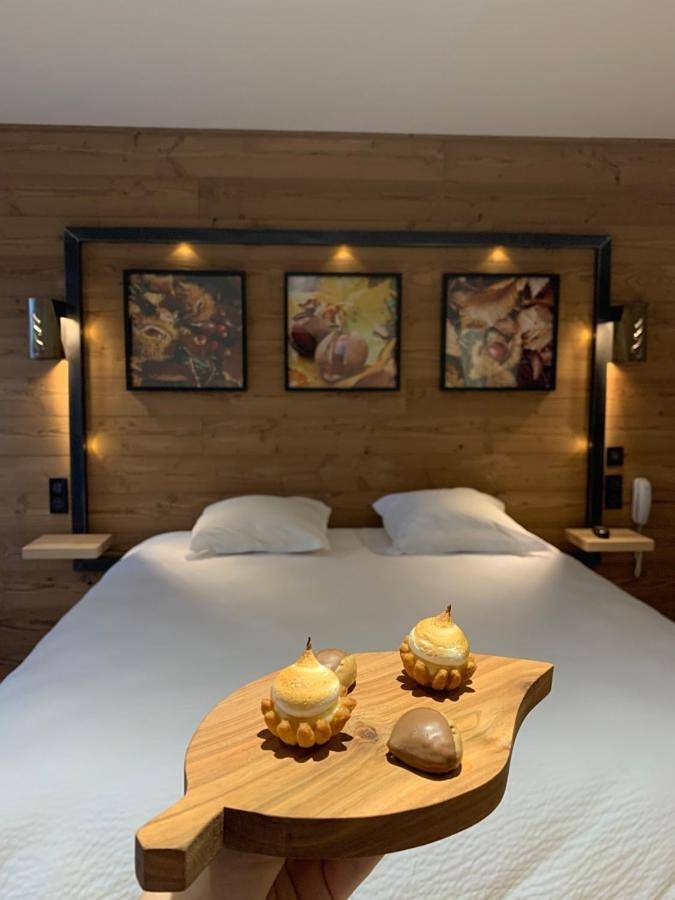 Logis Hotel Restaurant des Sapins in Lanarce, Ardèche