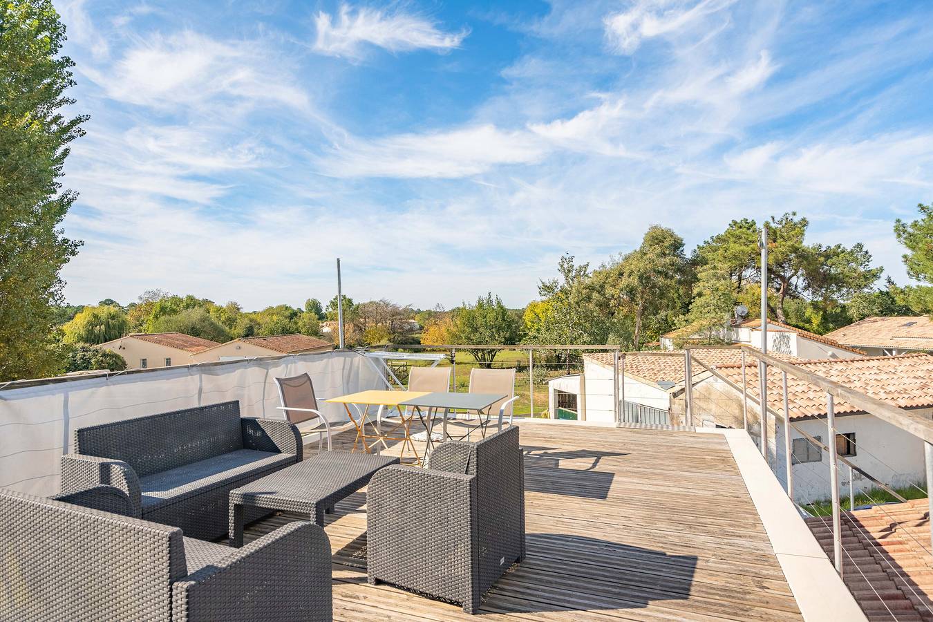Appartement entier, Appartement 'L'Hérisson' avec Terrasse Privée et Wi-Fi in La Tremblade, Côte de Beauté
