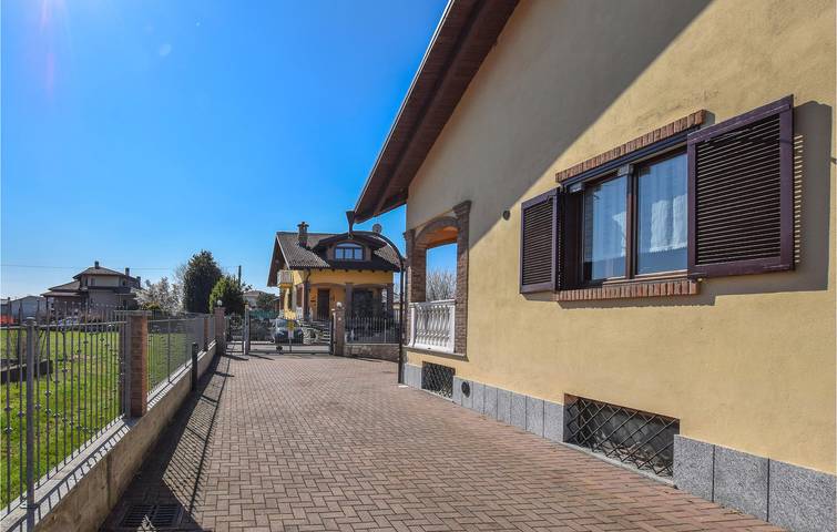 Affascinante appartamento con parcheggio e internet vicino a pizza e fiume in Bosconero, Canavese
