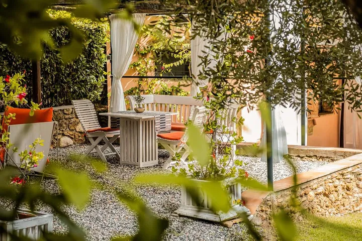 Casa de vacaciones para 3 personas, con vistas y jardín - 1