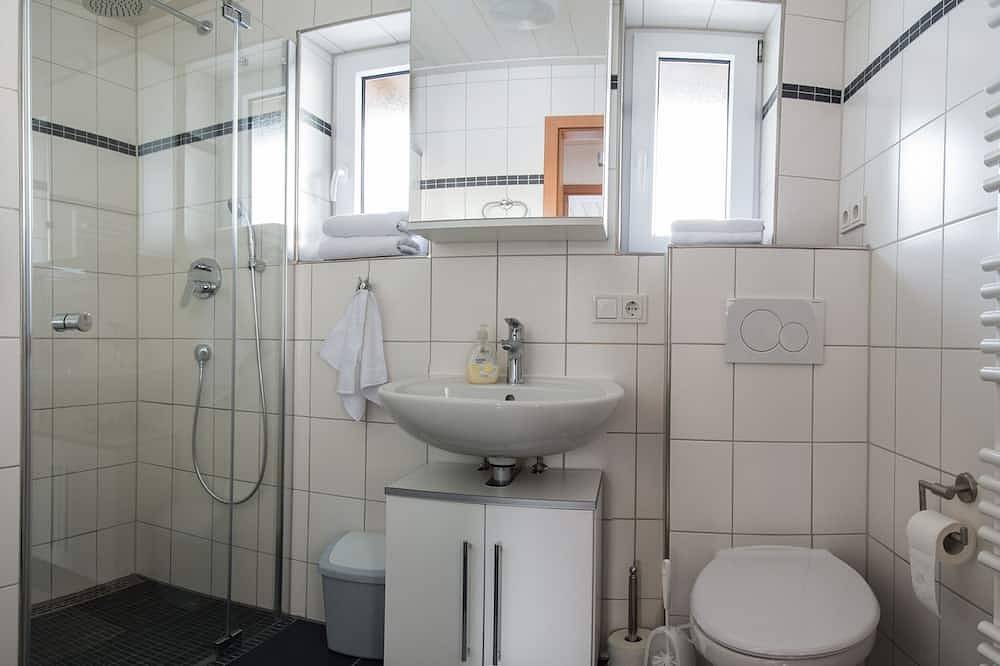 Ruhiges Apartment mit Sauna, Burggen in Burggen, Romantische Straße