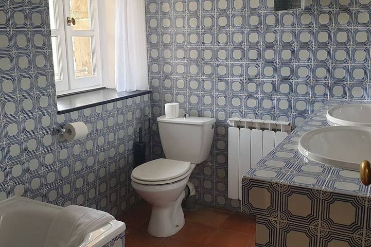 Château pour 28 personnes, avec piscine ainsi que jardin et jacuzzi dans l' Aveyron - 3