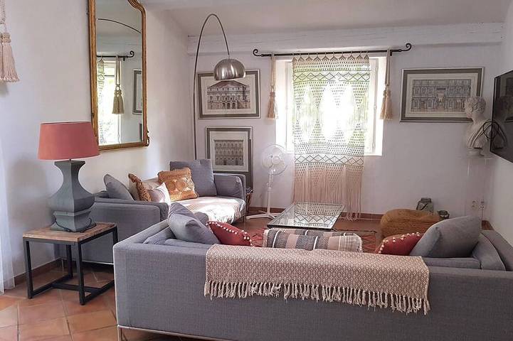 Magnífica villa en las colinas de Pagnol. in Allauch, Costa mediterránea (Francia)