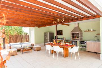 Villa voor 14 Personen in Armação de Pera, Faro District, Afbeelding 4