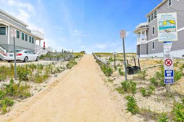 Vacation House for 16 Guests in Long Beach Township, Long Beach Island, Picture 1
