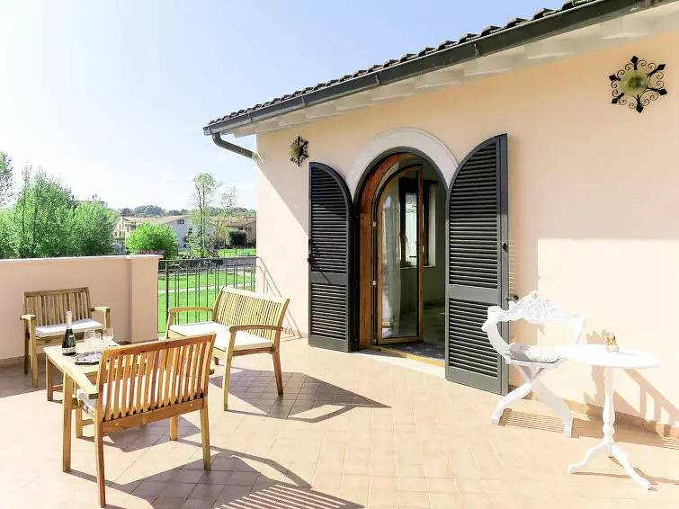 Geheel appartement, 3 kamers 6 personen in Marta, Meer van Bolsena