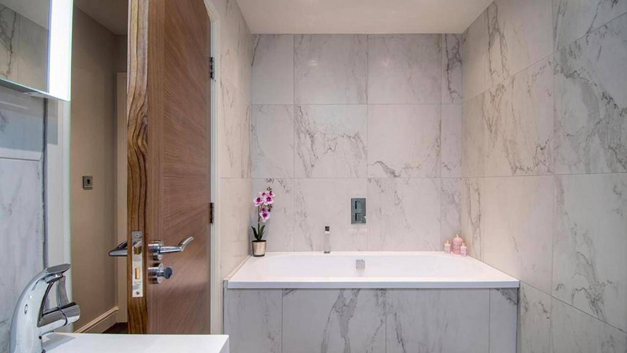 Castle Penthouse in Deganwy, Conwy region