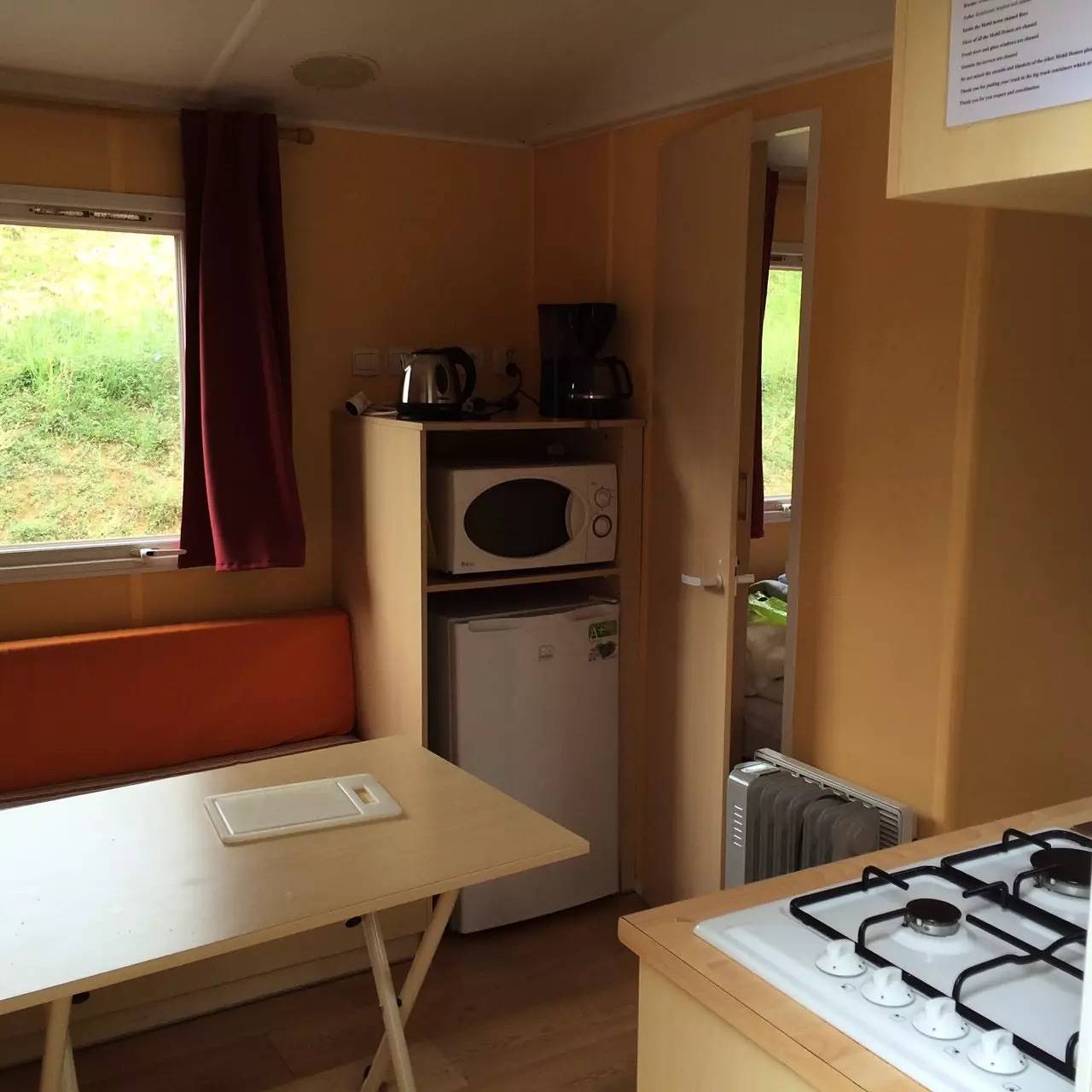 Mobile home 3 rooms 4 people air-conditioned in Lussas, Ardèche