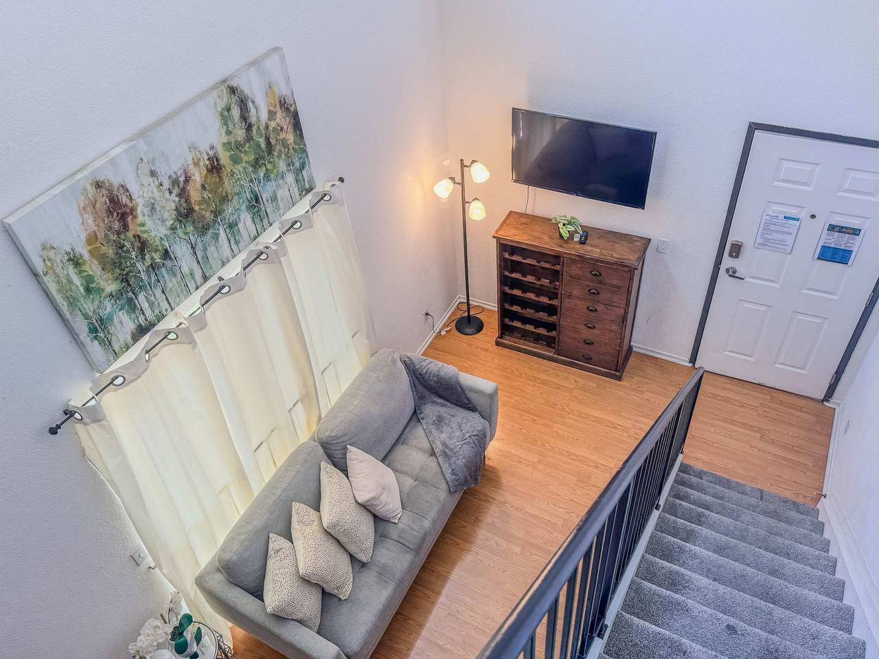 Entire apartment, 307 A Loft near San Diego Downtown Parking incl  in San Diego, San Diego County