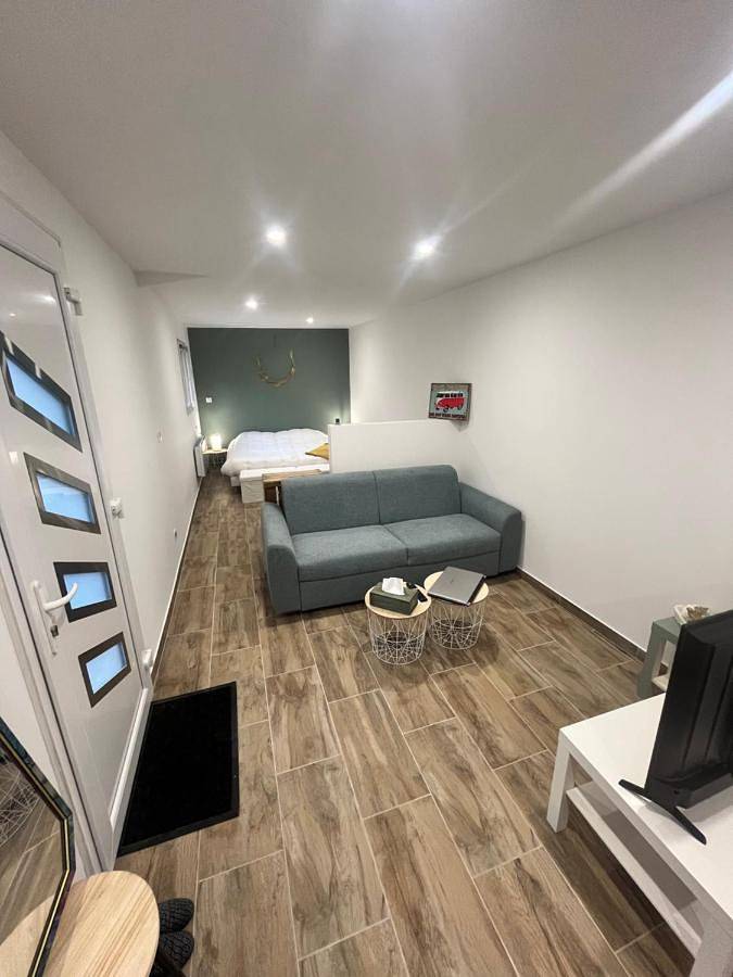 Appartement entier, Chez Mamy in Les Martres-d'Artière, Région de Clermont-Ferrand