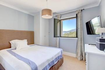 Villa pour 13 Personnes dans Mouans-Sartoux, Région de Cannes, Photo 3