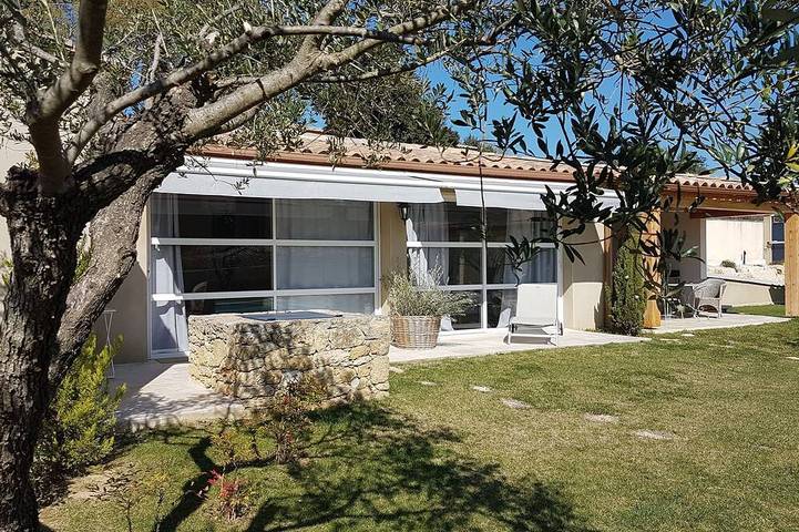 Cottage für 4 Personen, mit Garten und Terrasse sowie Pool - 1