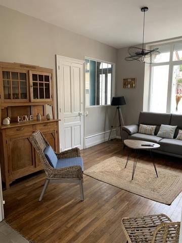 Gîte pour 7 personnes, avec jardin ainsi que terrasse et vue à Albert