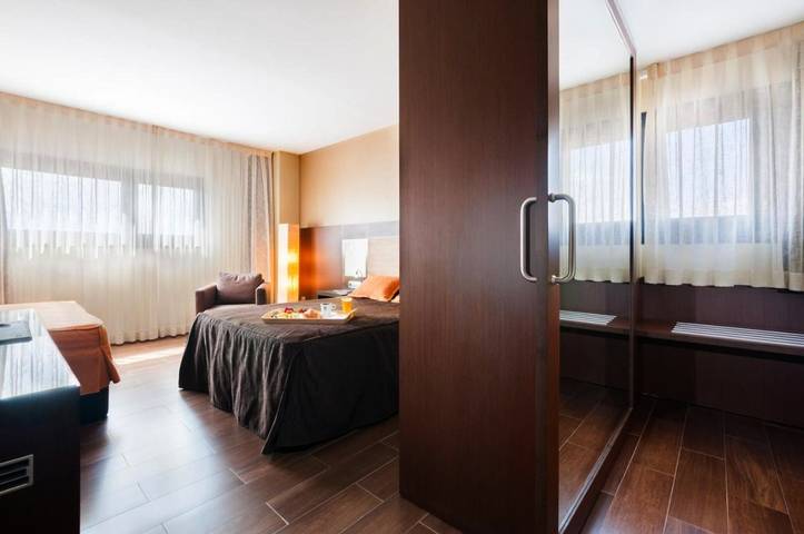 Hôtel pour 10 personnes, avec jardin et terrasse à Alcañiz - 4