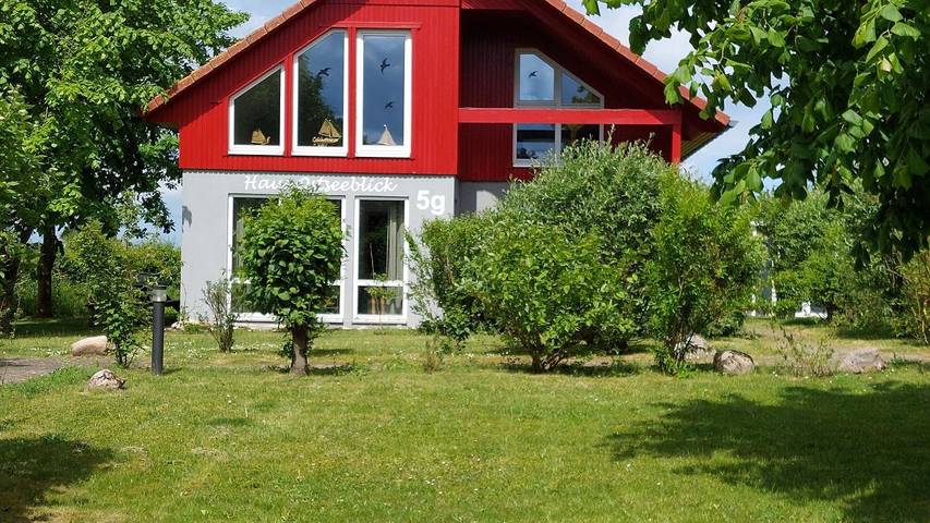 Ferienhaus für 8 Personen, mit Garten in Kalkhorst