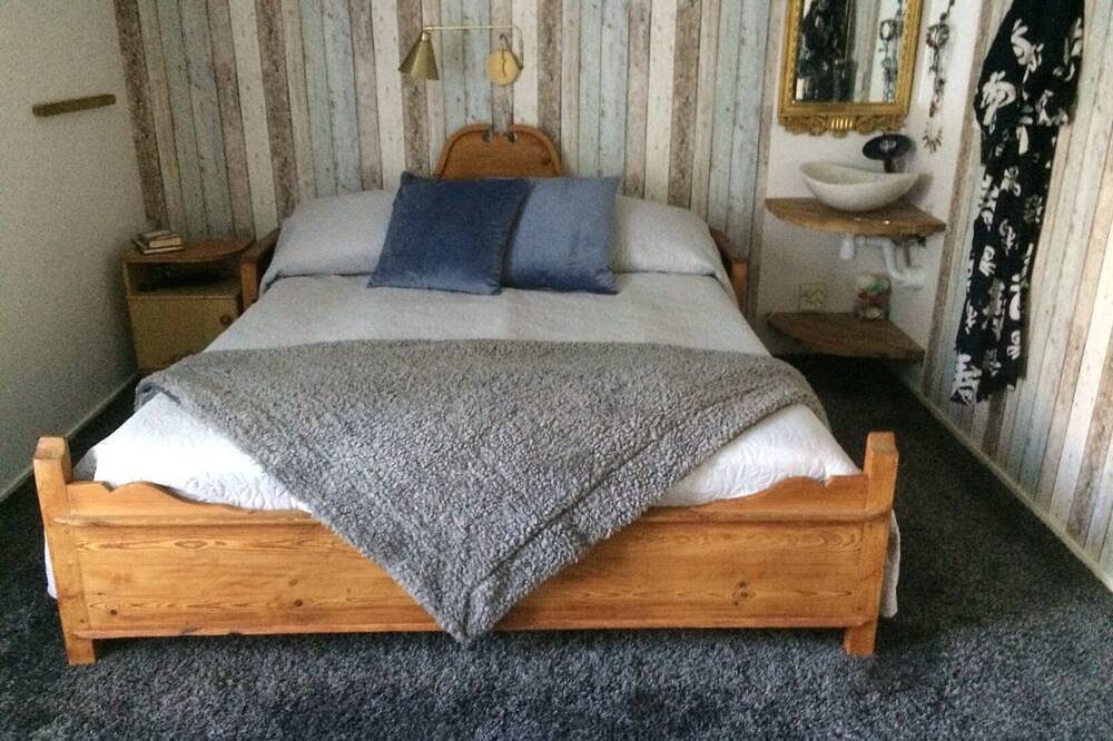 Grosses Ferienhaus direkt am See in Traumlage in Smedjebacken, Dalarna