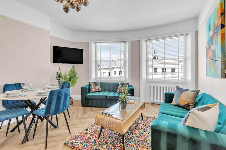 Holiday rental for 7 people in Hove