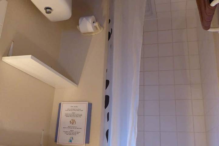 Gîte pour 2 personnes, avec jardin ainsi que terrasse et piscine à Rognonas - 4