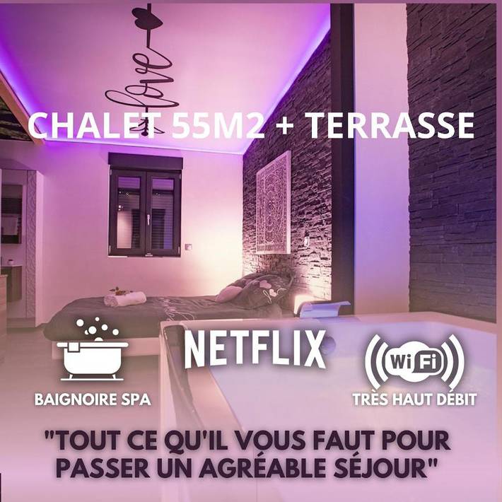 Gîte pour 2 personnes, avec Terrasse ainsi que Jacuzzi et Vue à Foucherans