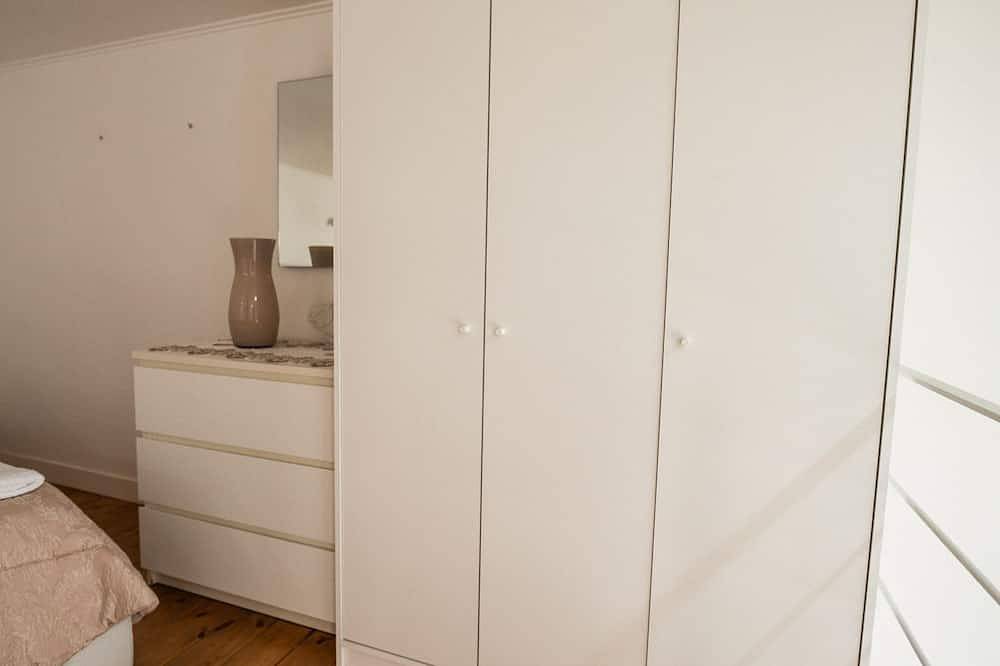 Apartamento entero, Apartment with free parking and sea view in Pozzuoli, Provincia de Nápoles