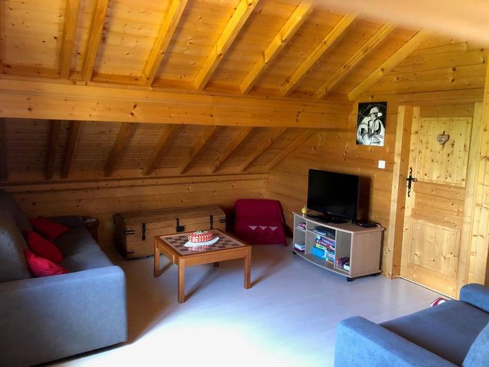 Gîte pour 5 personnes, avec jardin et terrasse à Les Planches-en-Montagne - 4