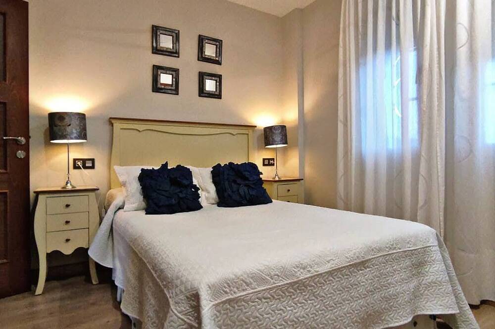 Casa rural (alquiler íntegro) Piqueras para 10 personas in Alcalá la Real, Sierras Subbéticas
