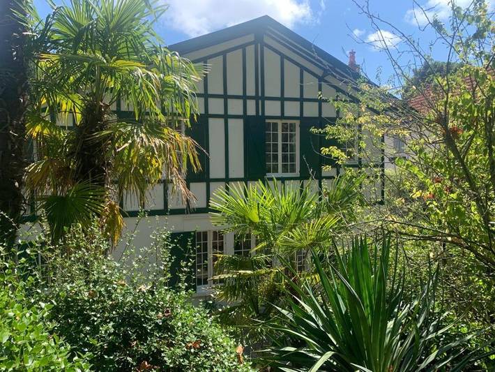 Villa pour 14 personnes, avec piscine et jardin dans Pereire - 2