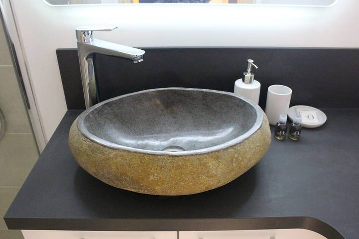 Casa Rural equipada con un spa privado a 5 minutos de las playas de arena blanca in Trélévern, Costa de granito rosa
