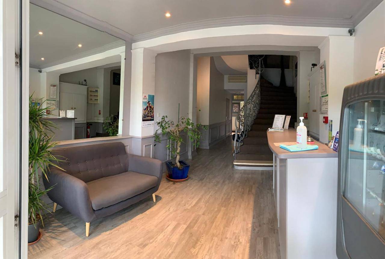 Hotel du Midi in Salon-de-Provence, Côte méditerranéenne (France)