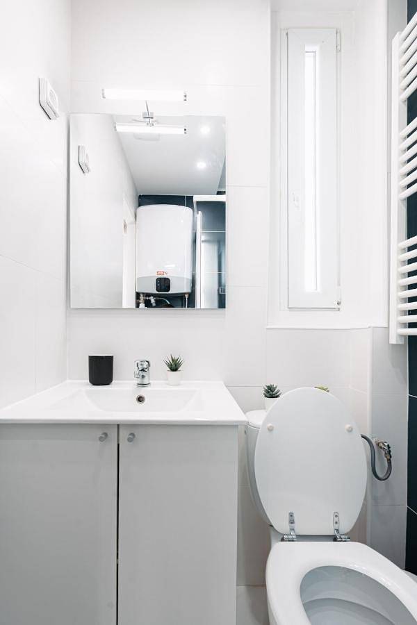 Appartement entier, Studio cosy Rer C direct Paris et Tour Eiffel in Vitry-sur-Seine, Val-de-Marne