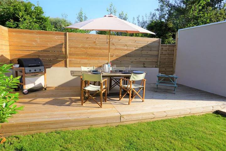 Location de vacances pour 8 personnes, avec Terrasse et Jardin dans Zuydcoote