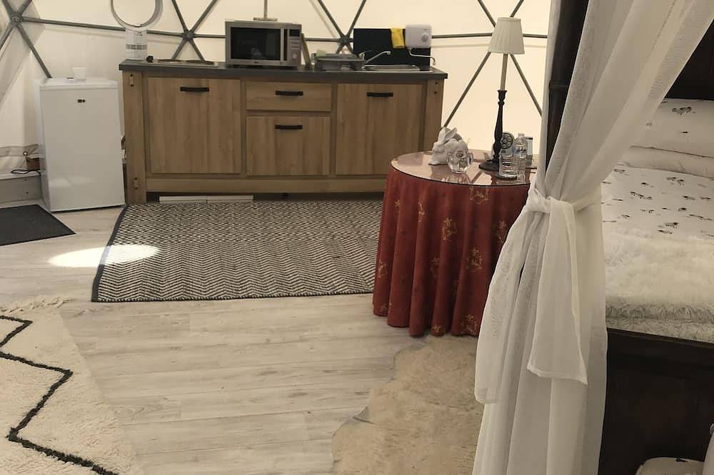 New Listing!! Luxury Glamping Dome in Saint-Sulpice (Mayenne), Mayenne