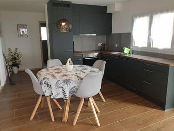 Gîte pour 4 personnes, avec jardin et vue à Bullet