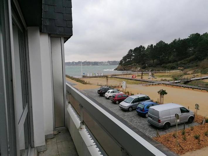 Gîte pour 4 personnes, avec vue et balcon dans Plage Kerfany