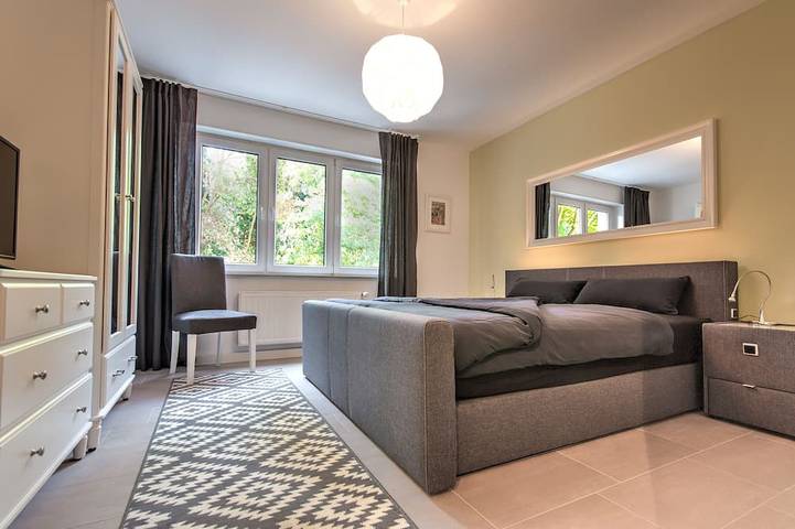 Ganze Wohnung, Charmant wohnen bei Charlotte – Bienvenue à Sarrebruck! in Saarbrücken, Saargau