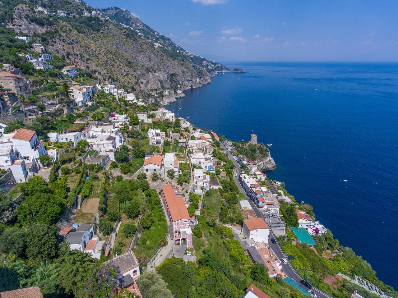 Villa 'Luxury Soleluna Con Jacuzzi' with Sea View, Wi-Fi and Air Conditioning in Praiano, Amalfi Coast