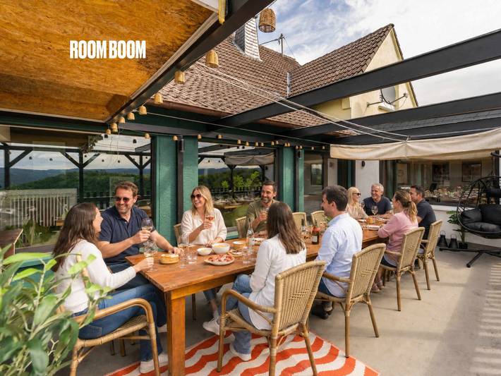 Vakantiehuis voor 18 personen, with Whirlpool and Tuin as well as Sauna in het Ahrtal