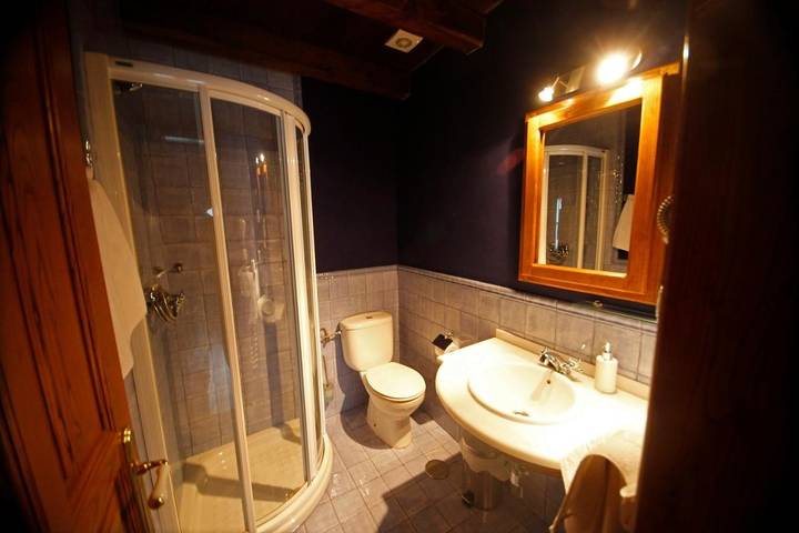 Casa rural con piscina para 2 personas, con Balcón y Terraza además de Jardín y Piscina en Eo-Navia - 4