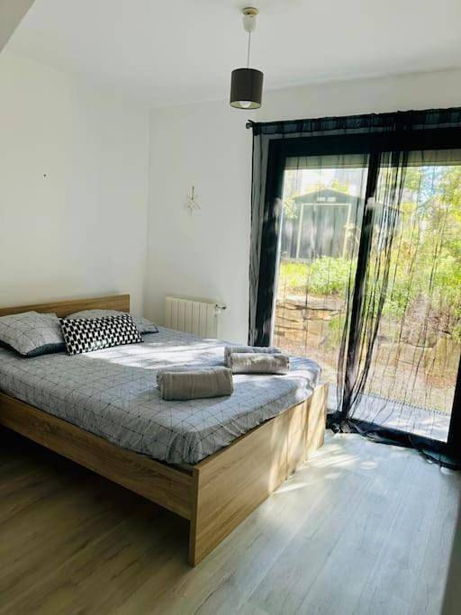 Location de vacances pour 8 personnes, avec piscine et jardin, animaux acceptés à Pourrières - 4