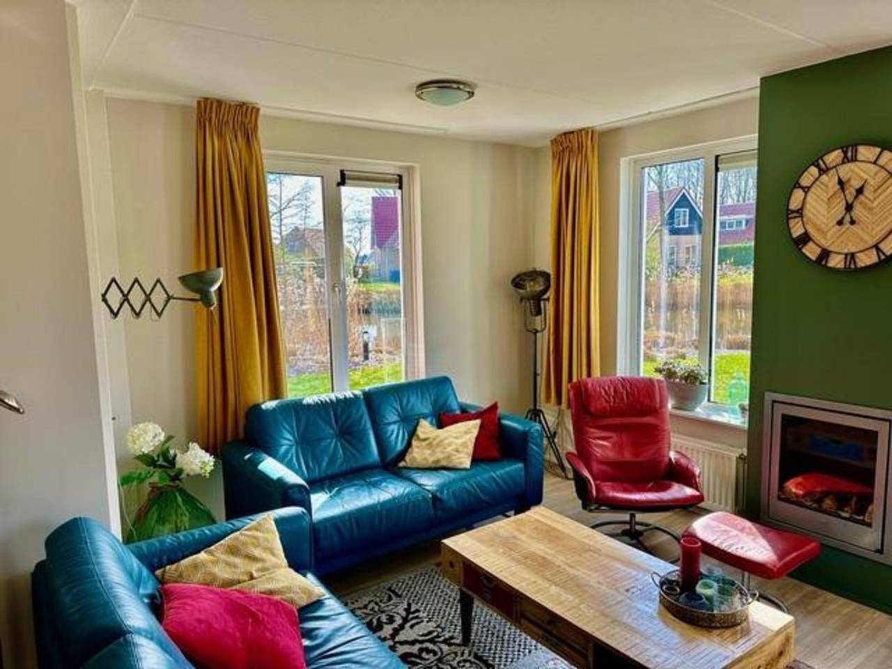Schönes 8-Personen-Ferienhaus in Westerbork mit Sauna und Außen Spa. in Drenthe