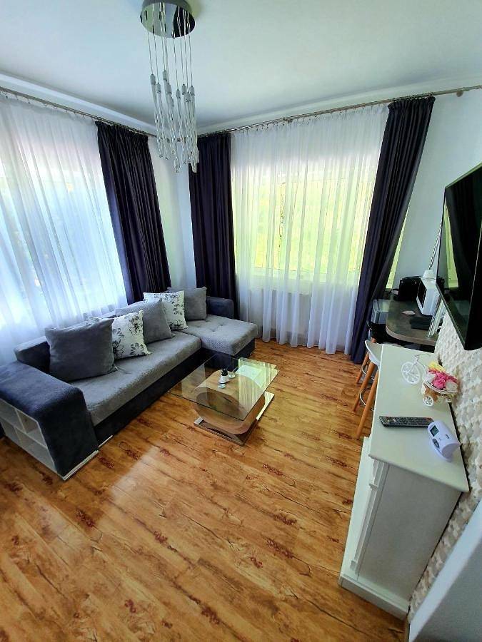 Gîte pour 4 personnes, avec vue à Sinaia - 3