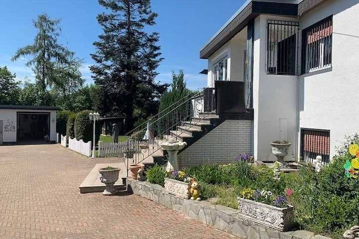 Ferienhaus für 9 Personen am Edersee