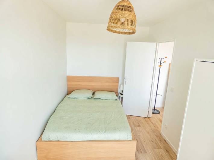 Appartement entier, Chambre privée dans un appartement partagé – Bron in Bron, Lyon et ses environs