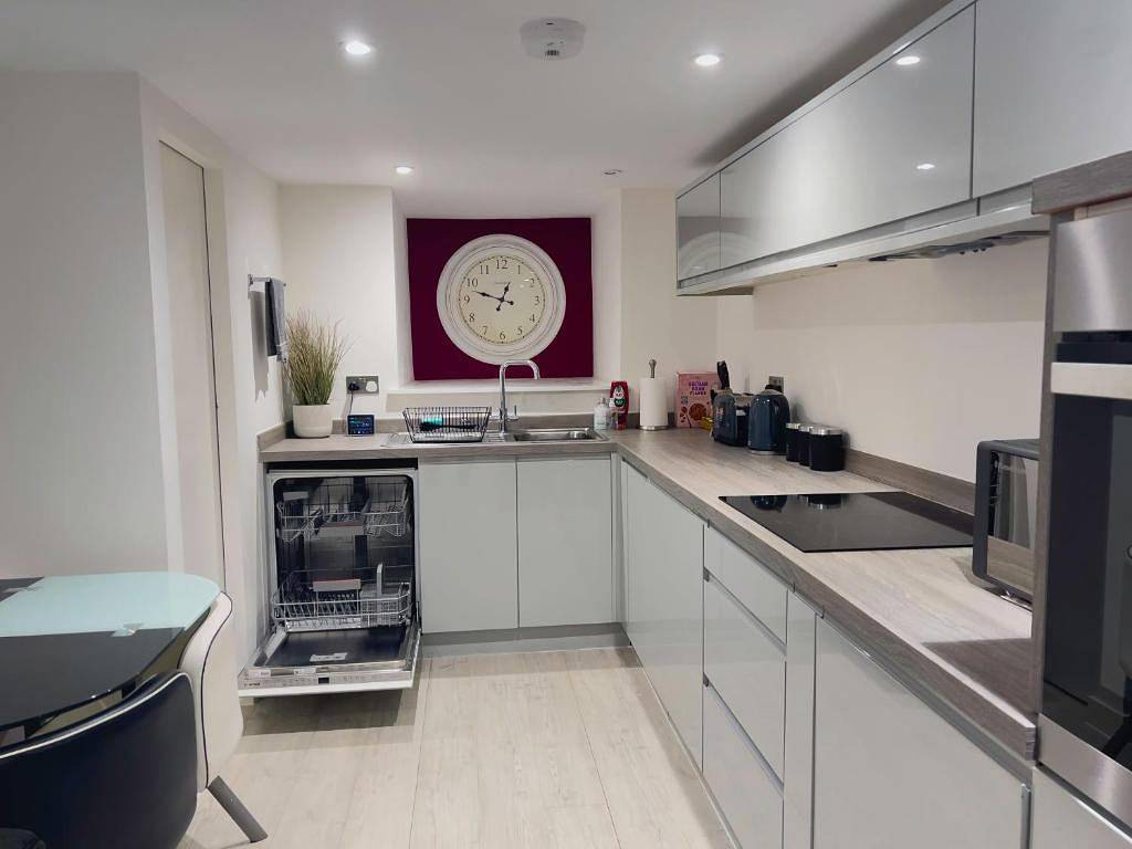 Geheel vakantieappartement, Spacious1Br-6Guests-Walktoshops-Fastwifi in Royal Tunbridge Wells, Kent