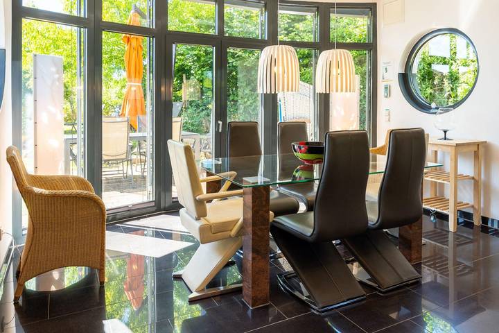 Ferienhaus für 6 Personen, mit Garten und Pool sowie Whirlpool und Terrasse an der Ostsee - 2